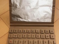 手工制作小电脑，让科技在指尖流动（简单制作教程，一步步打造个性化小电脑）