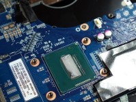 神舟战神Z7MKP5清灰教程（彻底解决灰尘困扰，让电脑保持高效运行）