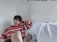 黑红搭配，时尚与激情的完美结合（秘诀在于色彩对比与平衡）